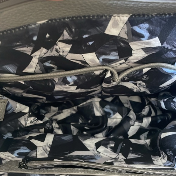 Co-lab Zippered Grey Vegan Leather Tote - EUC & big enough for a 12 in l… - Picture 7 of 11